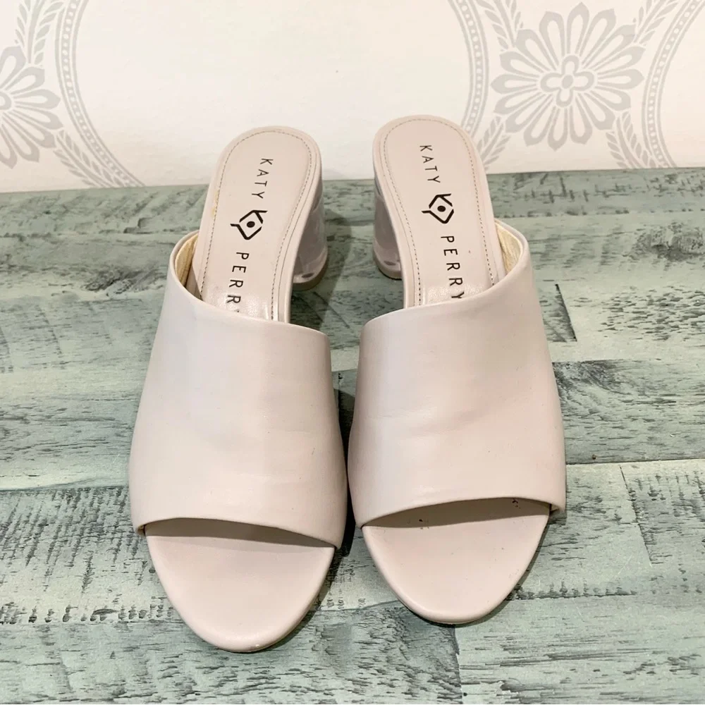 Katy Perry The Landen Shoes Beige Slide 6.5